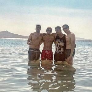 Meet your Posher, Davien